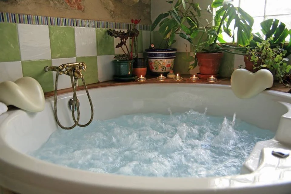 Art Rustic, habitación con jacuzzi privado
