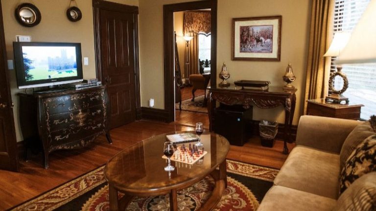 Biltmore Village Inn Bed & Breakfast