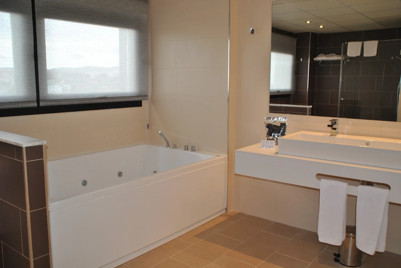 Brea’s Hotel, habitación con jacuzzi privado