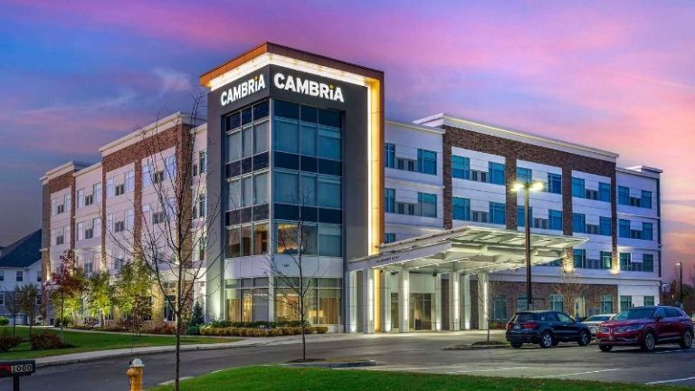 Cambria Hotel Manchester South Windsor