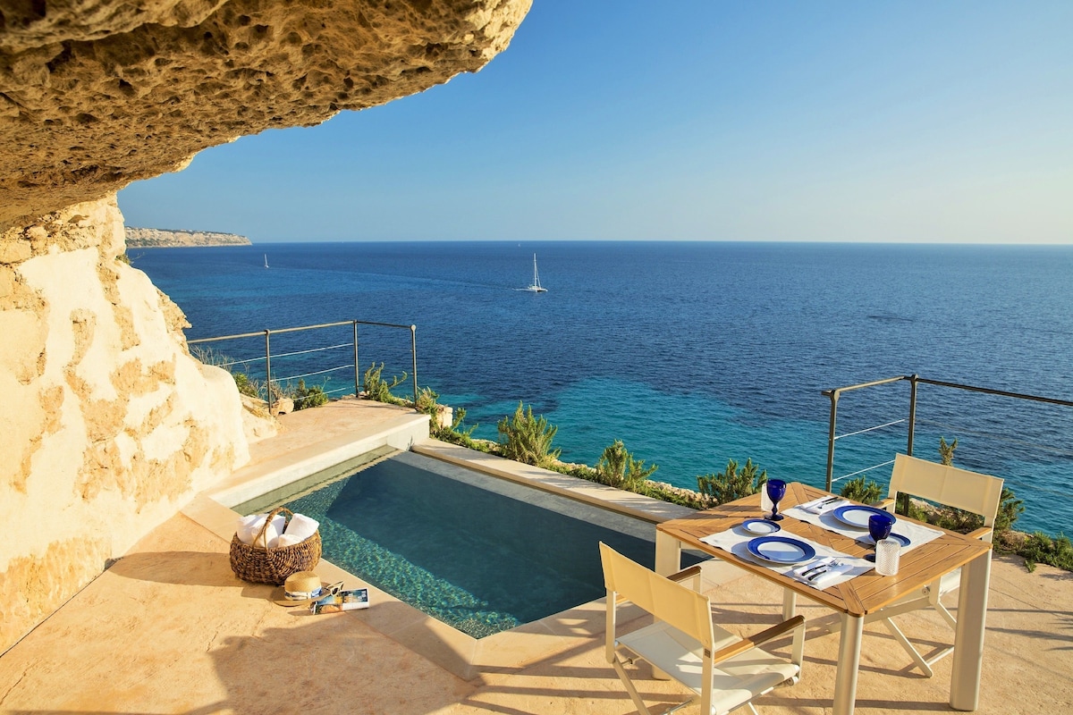 Cap Rocat, habitación con jacuzzi privado