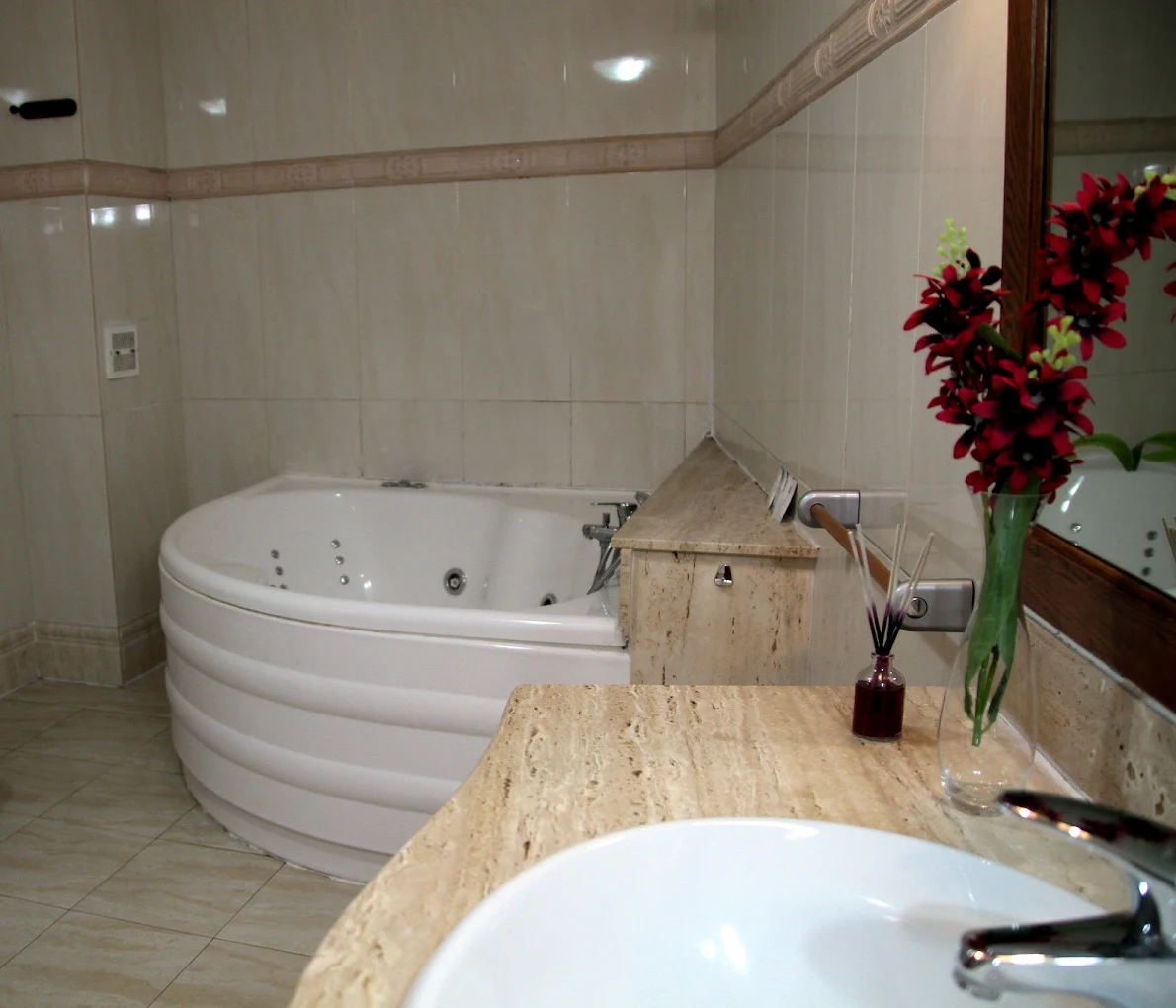 Casa Rural Magnanimvs, habitación con jacuzzi privado