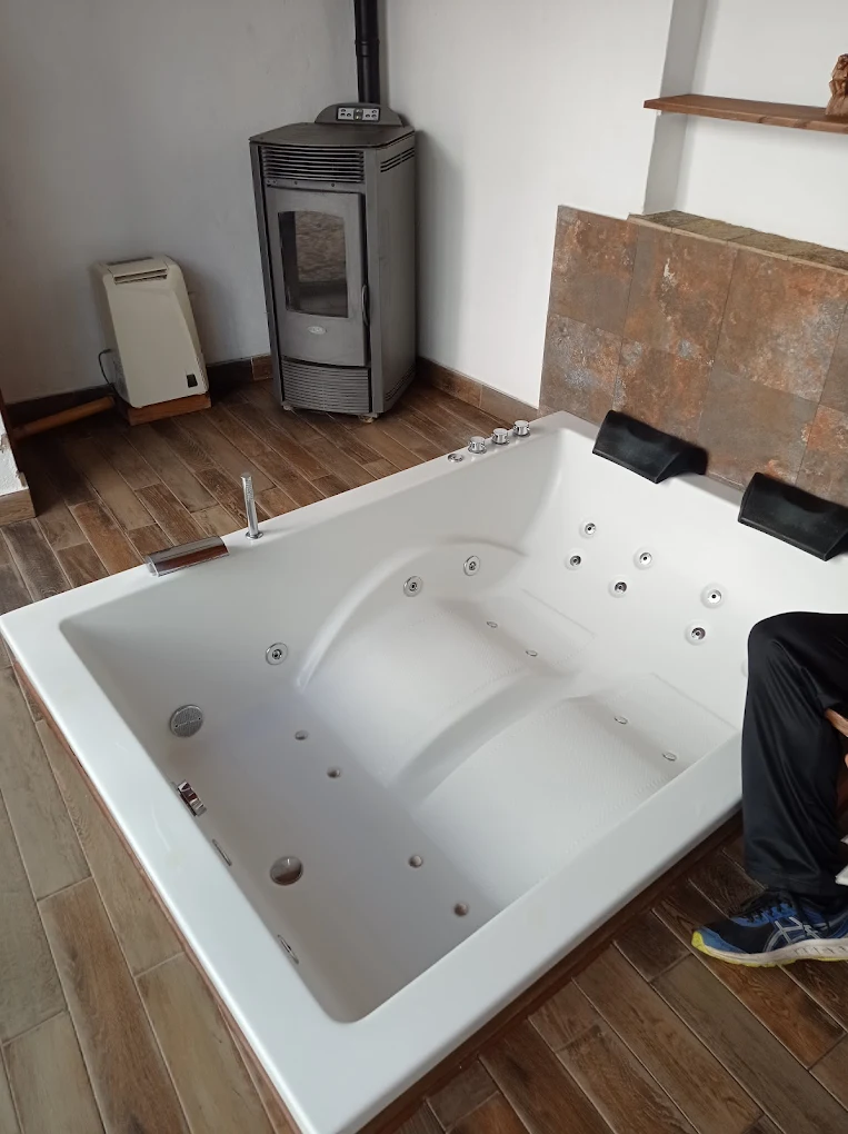 Casa con Encanto el Castaño, habitación con jacuzzi privado
