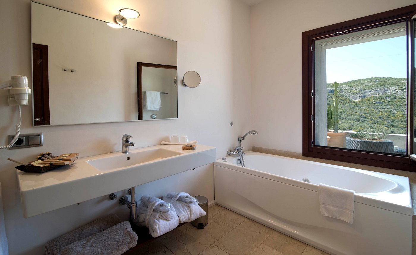 Cases de Son Barbassa, habitación con jacuzzi privado