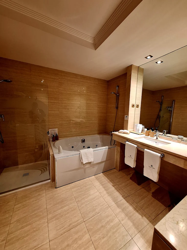 Castilla Termal Solares, habitación con jacuzzi privado