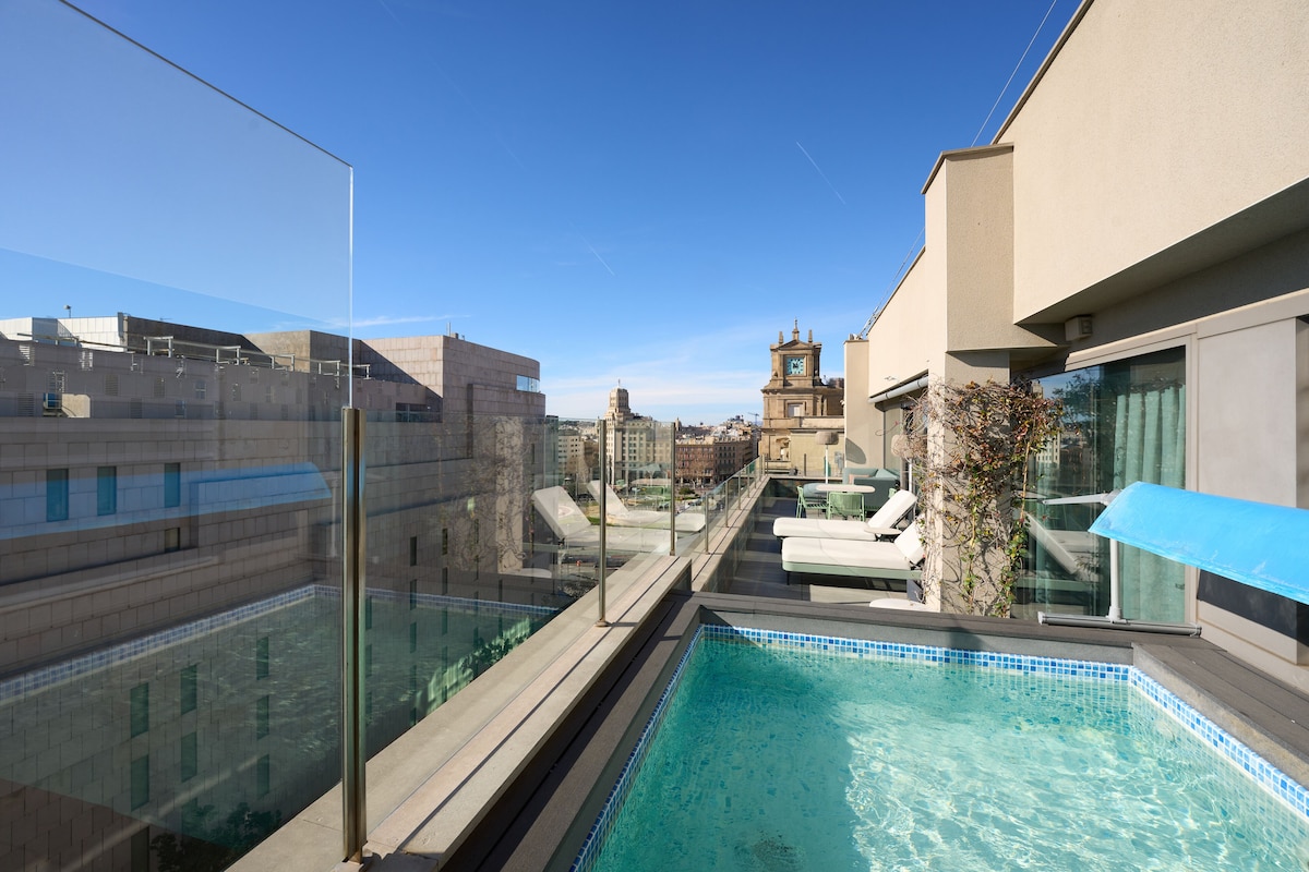 Catalonia Square, habitación con jacuzzi privado