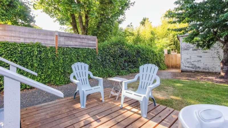 Charming Eugene Retreat, room with private jacuzzi, photo 7