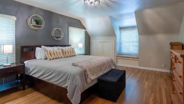 Charming home with pet-friendly garden space and new hot tub!