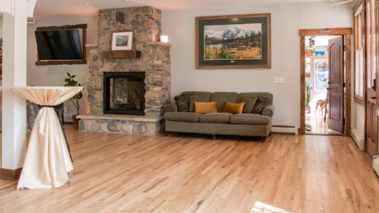 Clear Creek Inn