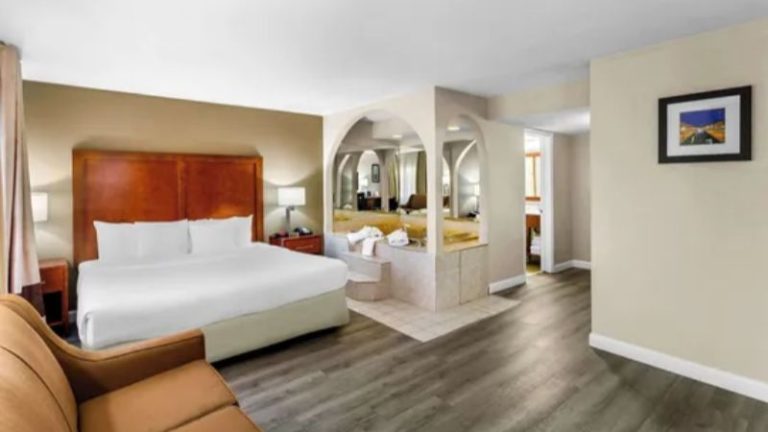 Comfort Inn Red Horse Frederick