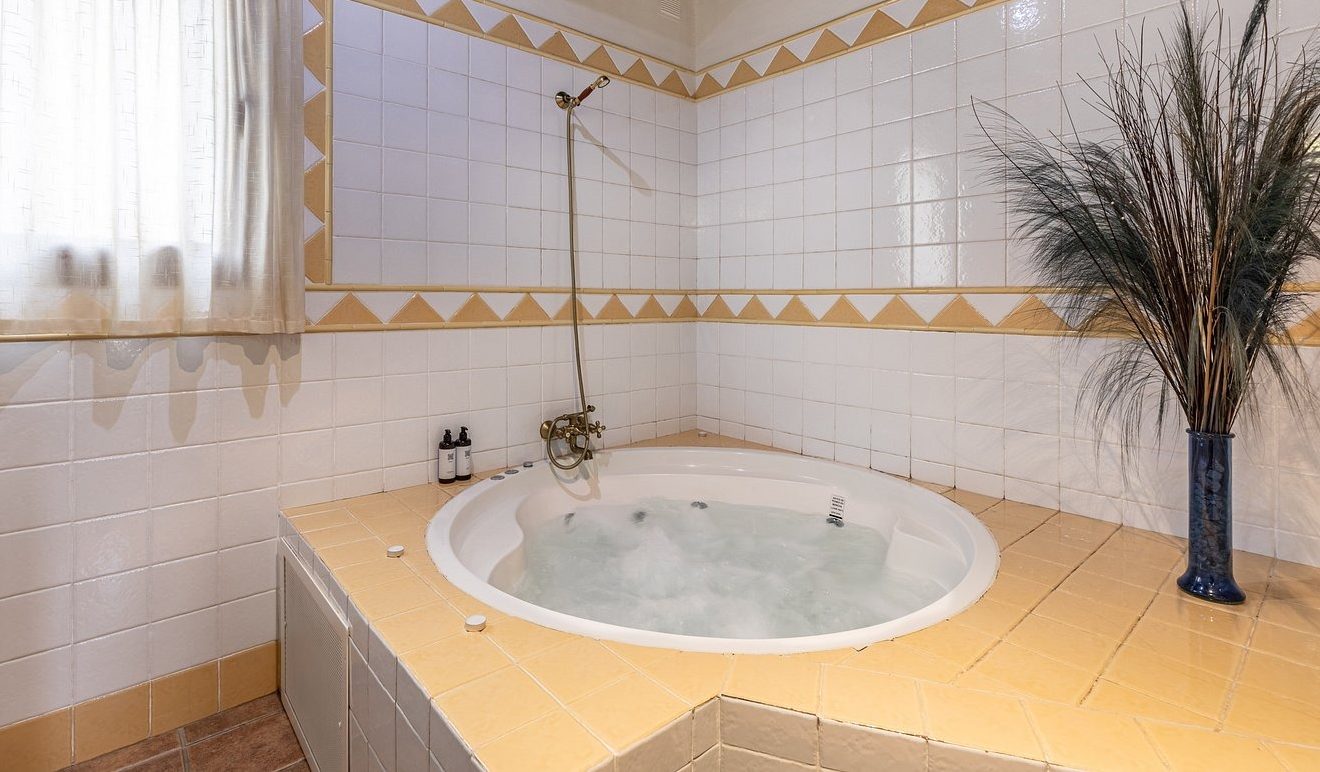 El Cercado Turismo Rural, habitación con jacuzzi privado
