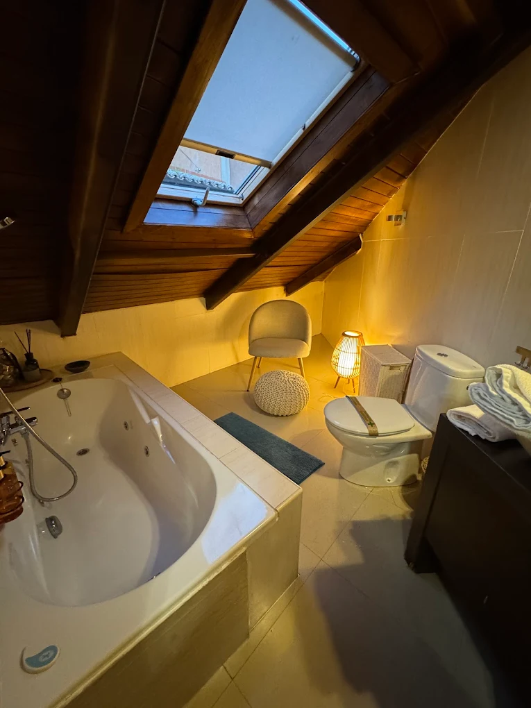 El Patio de Toledo, habitación con jacuzzi privado