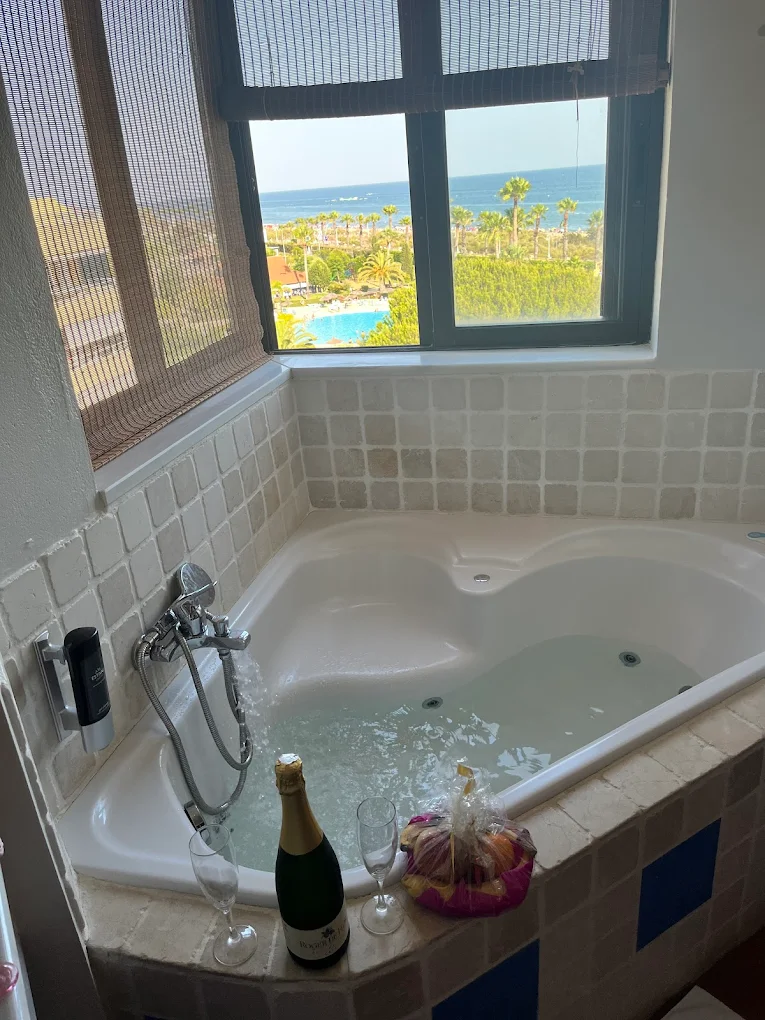 Estival Islantilla, habitación con jacuzzi privado