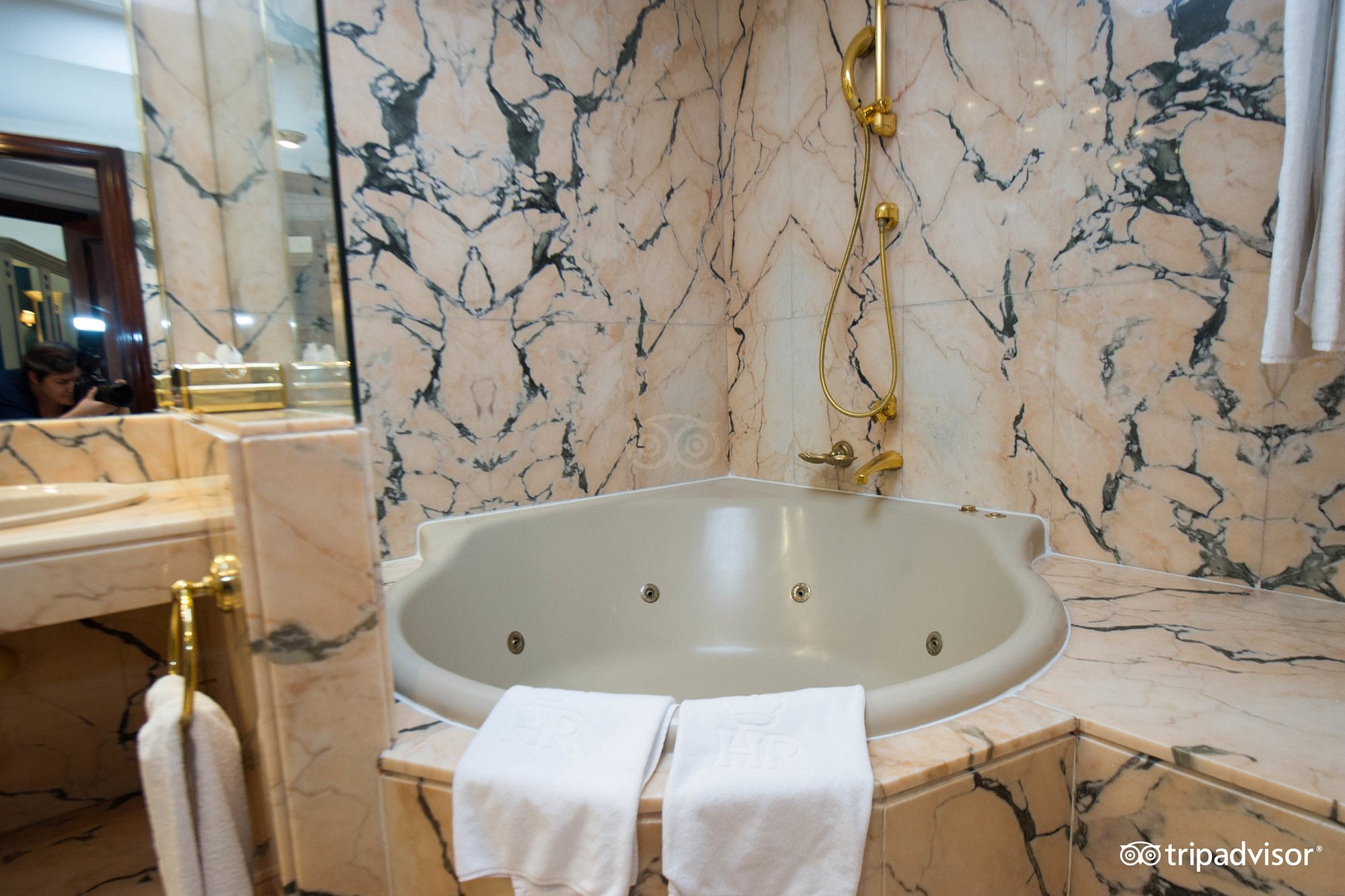 Eurostars Hotel Real, habitación con jacuzzi privado