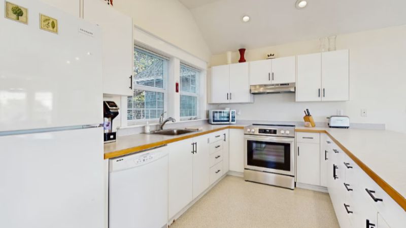 Fairhaven – Wakefield House and Bennington House, room with private jacuzzi, photo 6