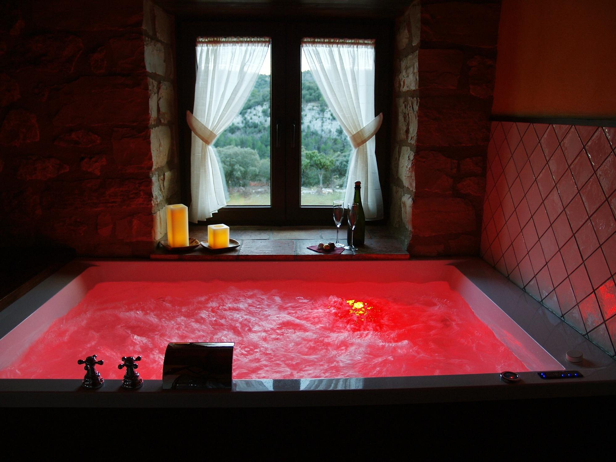 Font d’en Torres, habitación con jacuzzi privado