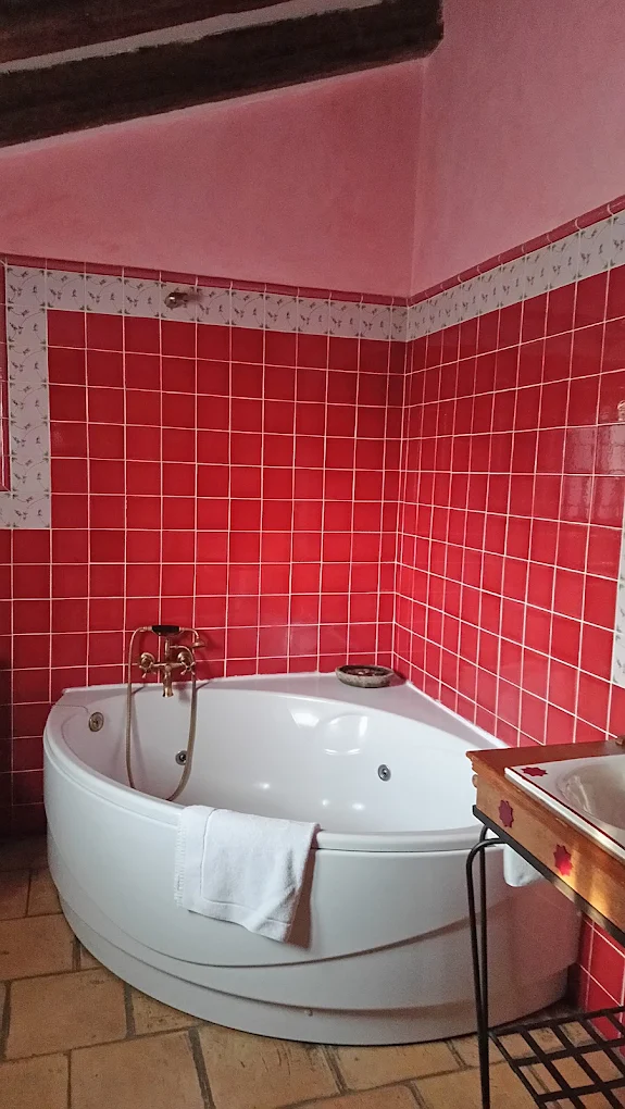 Fuenteplateada, habitación con jacuzzi privado