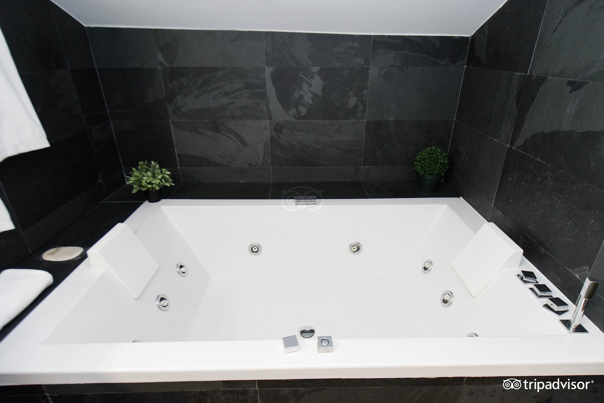 Grand Hotel Don Gregorio, habitación con jacuzzi privado