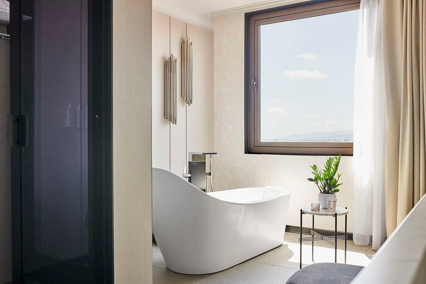 Grand Hyatt Barcelona, habitación con jacuzzi privado