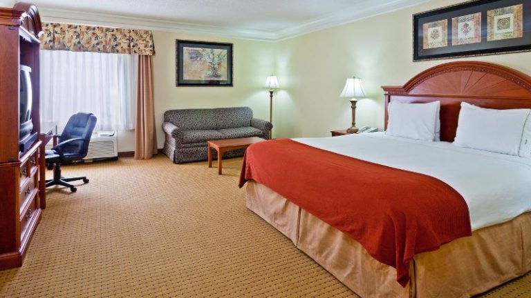 Holiday Inn Express Ringgold (Chattanooga Area), an IHG hotel