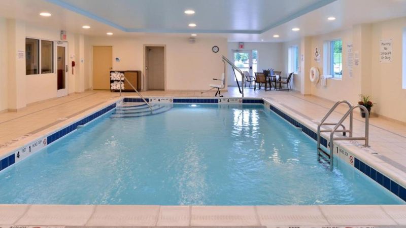 Holiday Inn Express & Suites Peekskill-Lower Hudson Valley by IHG, room with private jacuzzi, photo 6