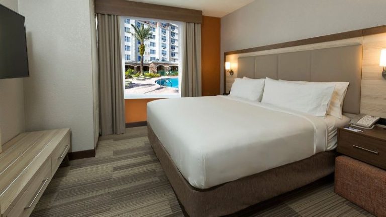 Holiday Inn Express & Suites S Lake Buena Vista by IHG