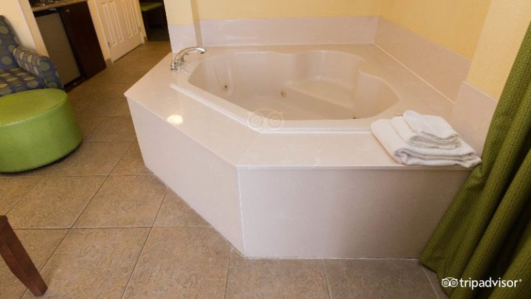 Holiday Inn & Suites Daytona Beach on the Ocean by IHG
