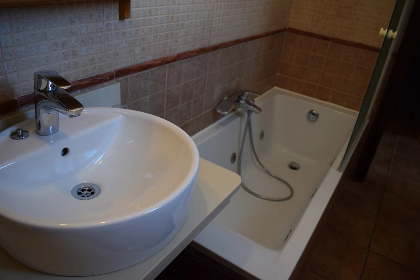 Hostal Rural Molino del Bombo, habitación con jacuzzi privado