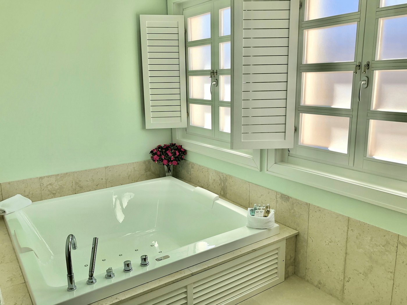 Hotel Boutique Palacio Corredera, habitación con jacuzzi privado