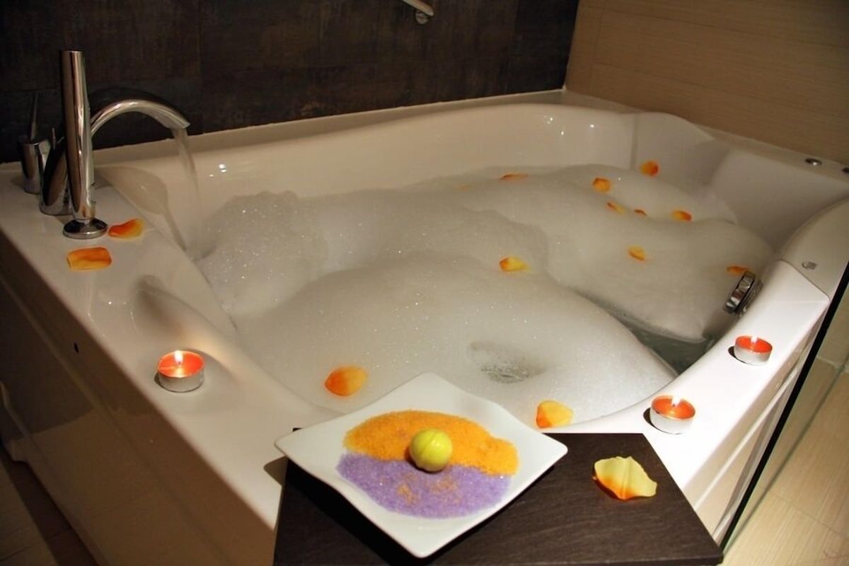 Hotel Granada Palace, habitación con jacuzzi privado