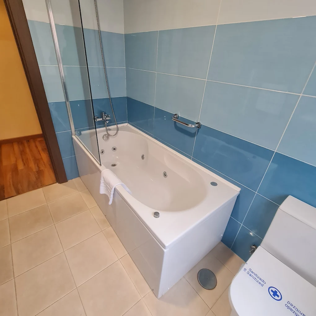 Hotel La Serrana (40 Nudos), habitación con jacuzzi privado