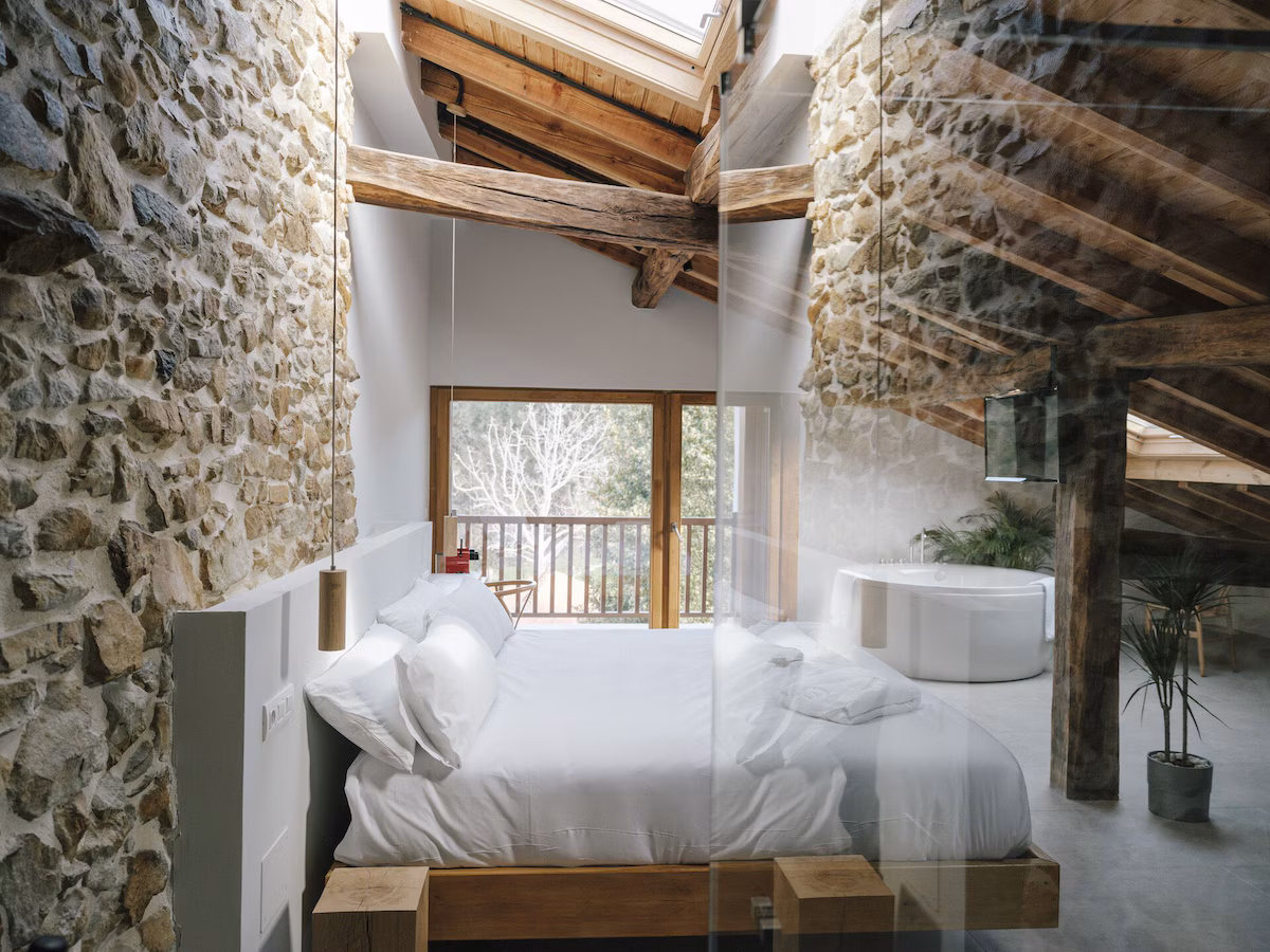 Hotel Nafarrola – Gastronomy & Wine, habitación con jacuzzi privado