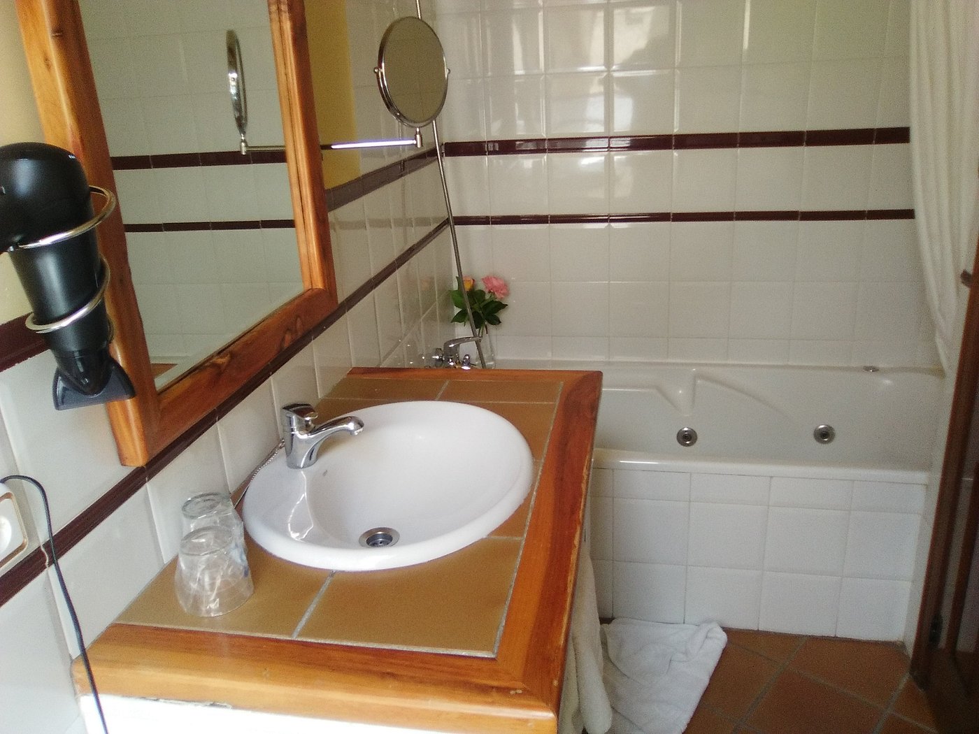 Hotel Rural Puente del Duraton, habitación con jacuzzi privado