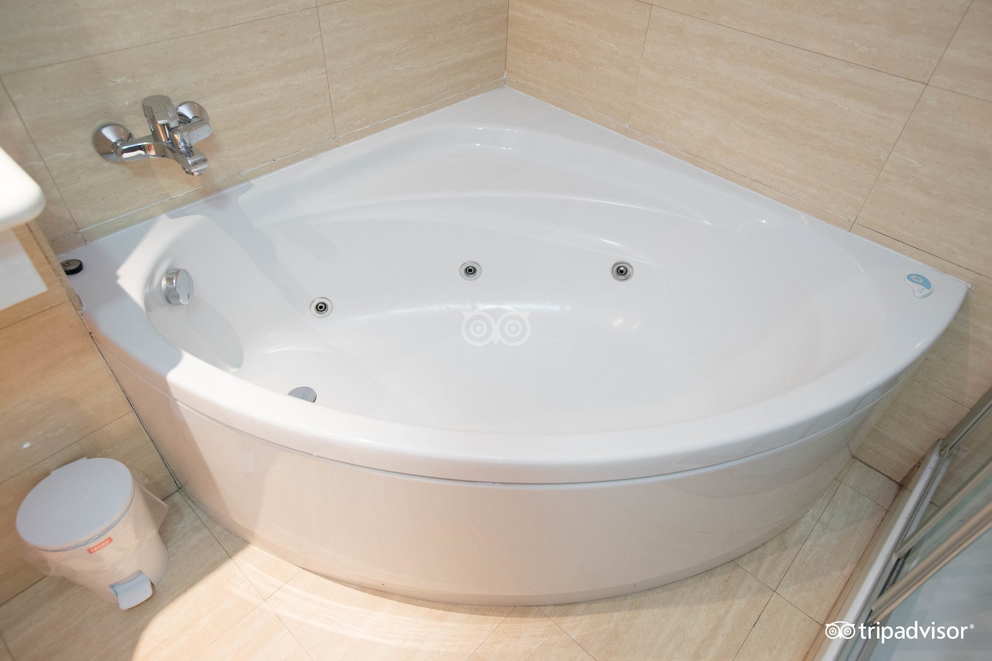 Hotel Silken St. Gervasi, habitación con jacuzzi privado