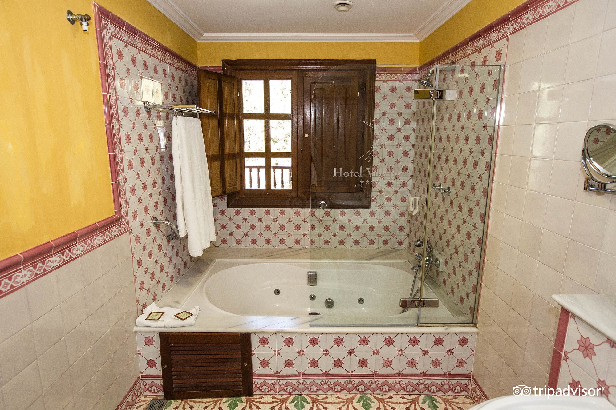 Hotel Spa Villalba, habitación con jacuzzi privado
