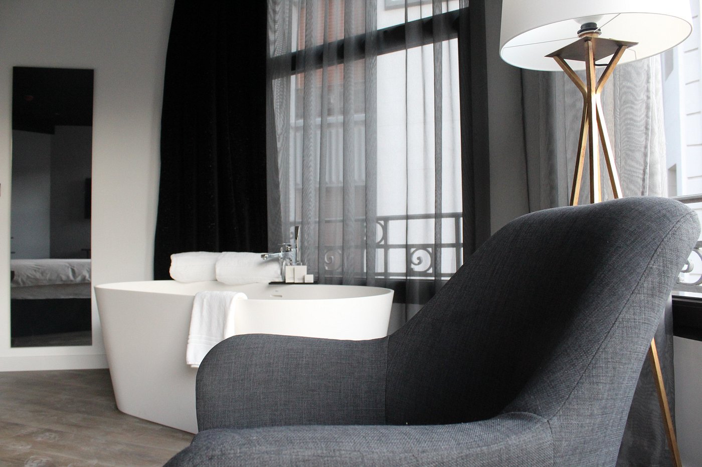 Hotel Tayko Bilbao, habitación con jacuzzi privado