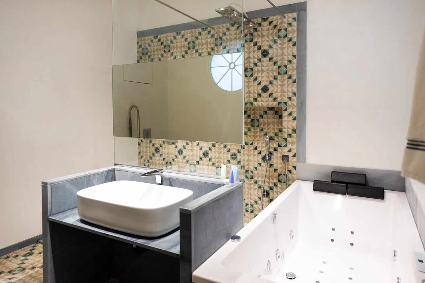 La Casa del Cónsul, habitación con jacuzzi privado
