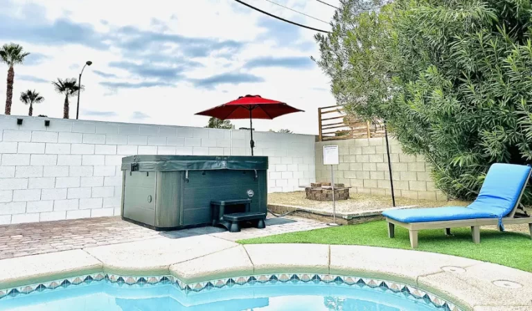 Luxury Las Vegas Rental with Pool, Jacuzzi & Outdoor Dining