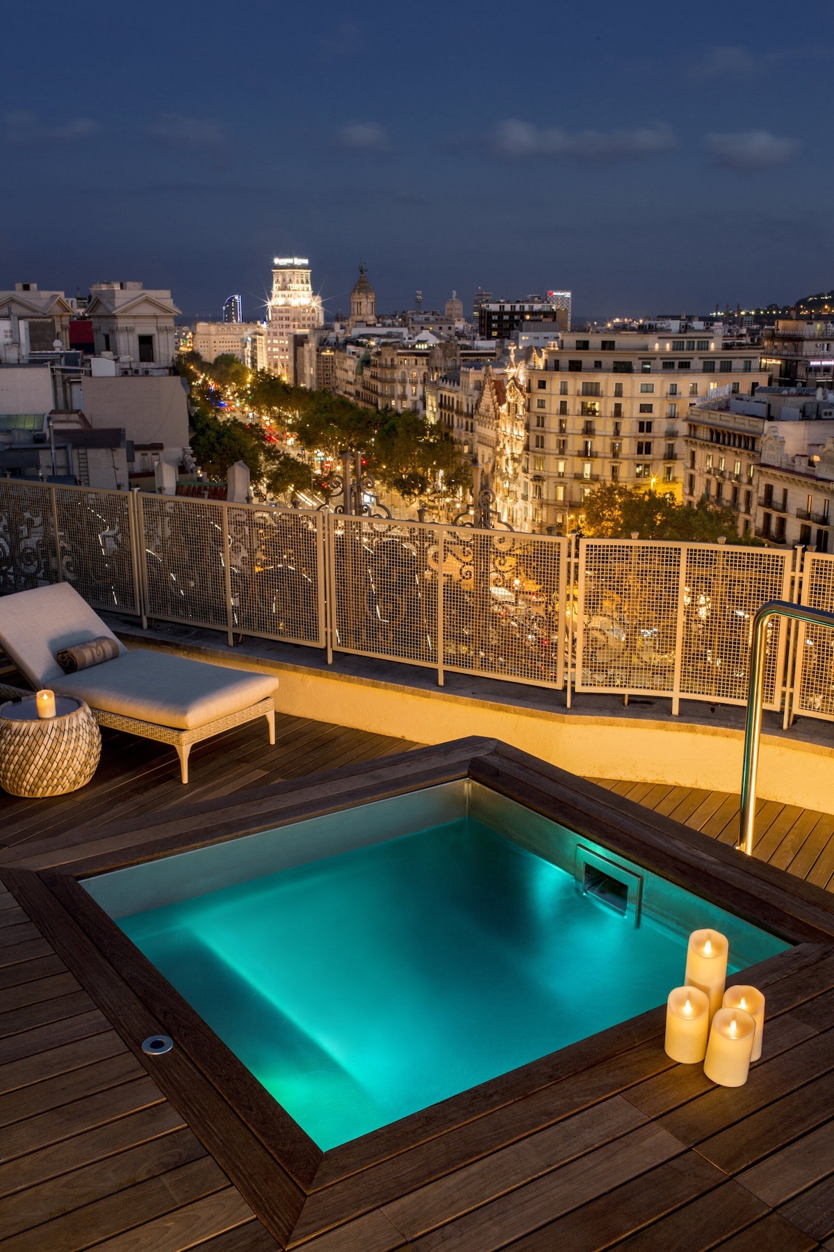 Majestic Hotel & Spa Barcelona, habitación con jacuzzi privado