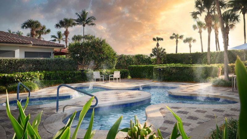 Marriott’s Ocean Pointe, room with private jacuzzi, photo 8