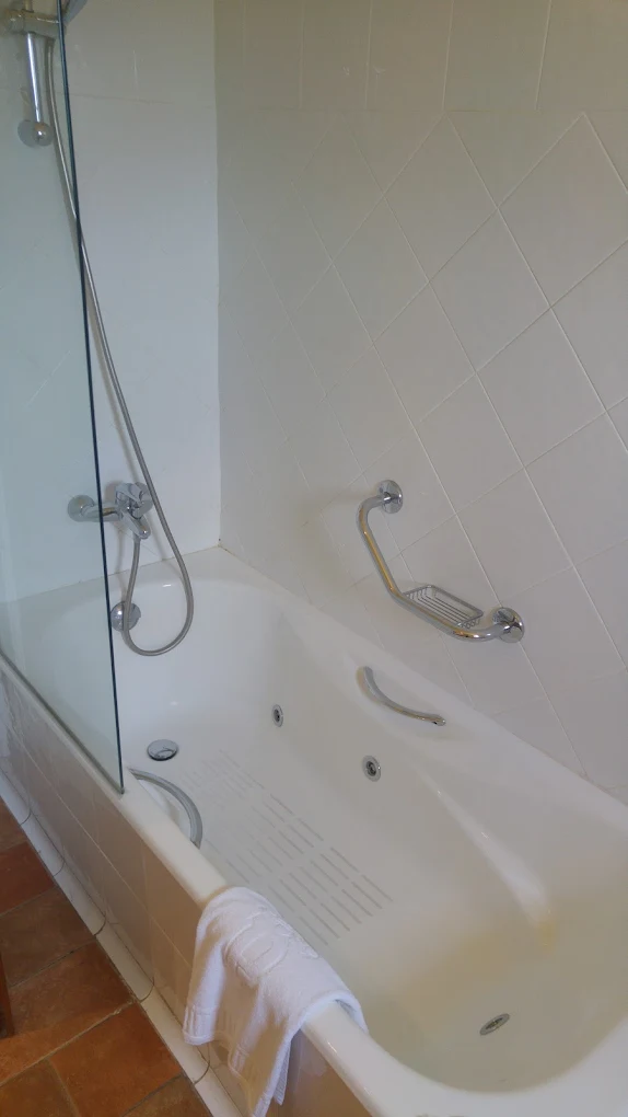 Parador de Tortosa, habitación con jacuzzi privado