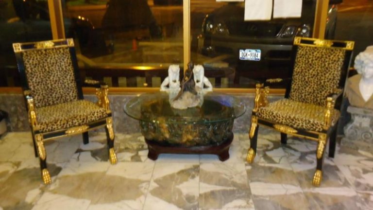 Paris Suites Hotel