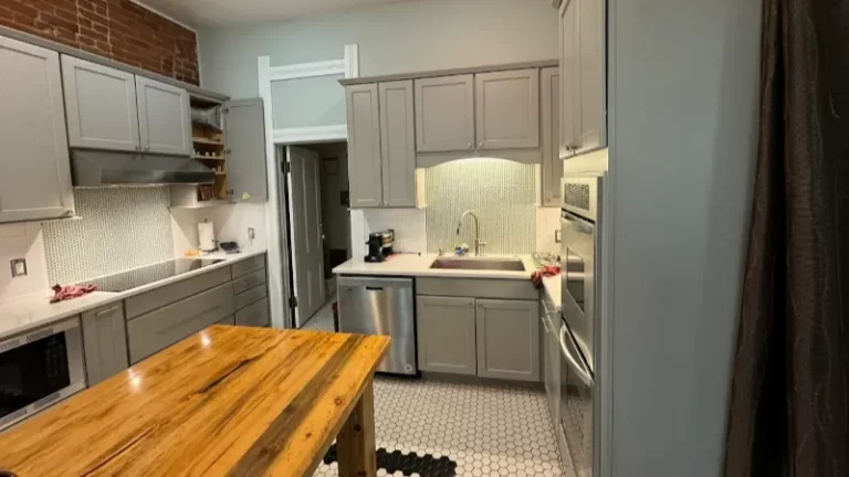 Queen Anne Urban Bed & Breakfast