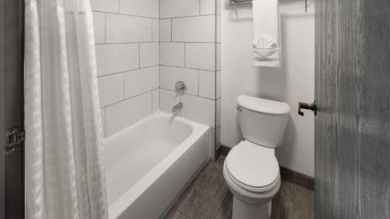 SYLO Hotel Denver Airport, a Ramada by Wyndham