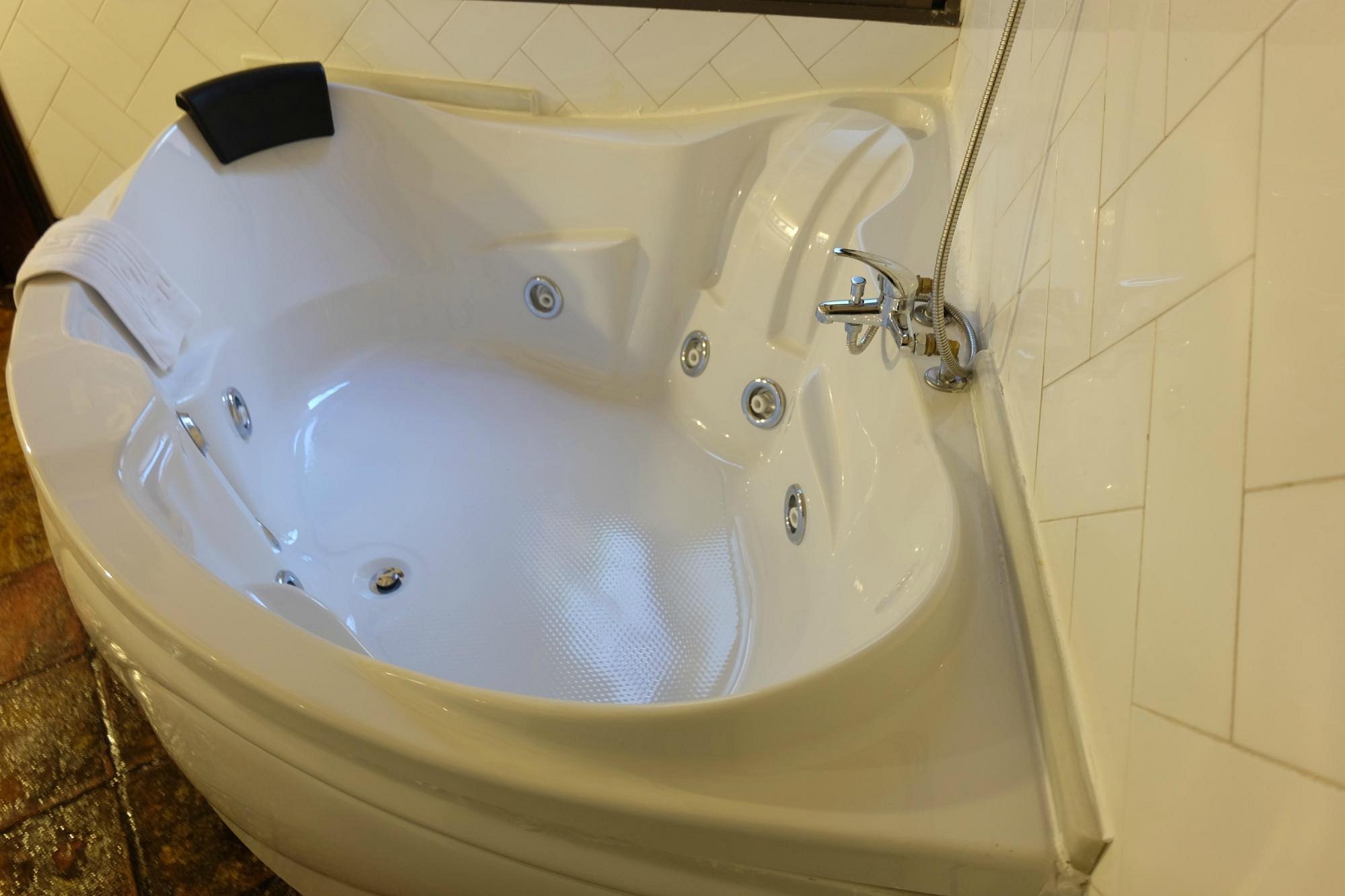 Safestay Córdoba Mezquita Catedral, habitación con jacuzzi privado