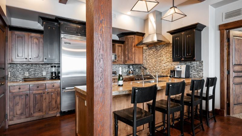 Silver Star at Park City, room with private jacuzzi, photo 5