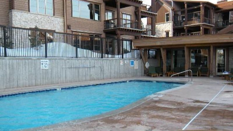 Silver Star at Park City, room with private jacuzzi, photo 6