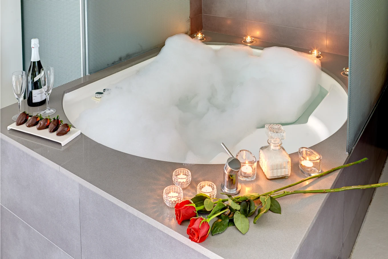 Sixtytwo Hotel, habitación con jacuzzi privado