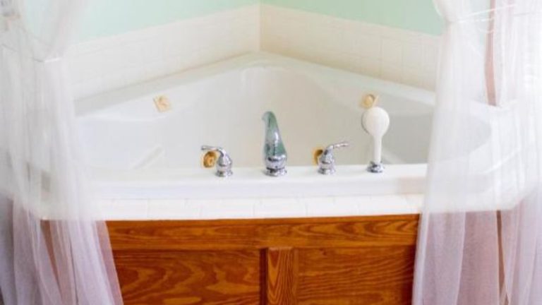 Sweetwater Branch Inn Lodging & Events