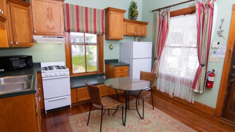 Sweetwater Branch Inn Lodging & Events